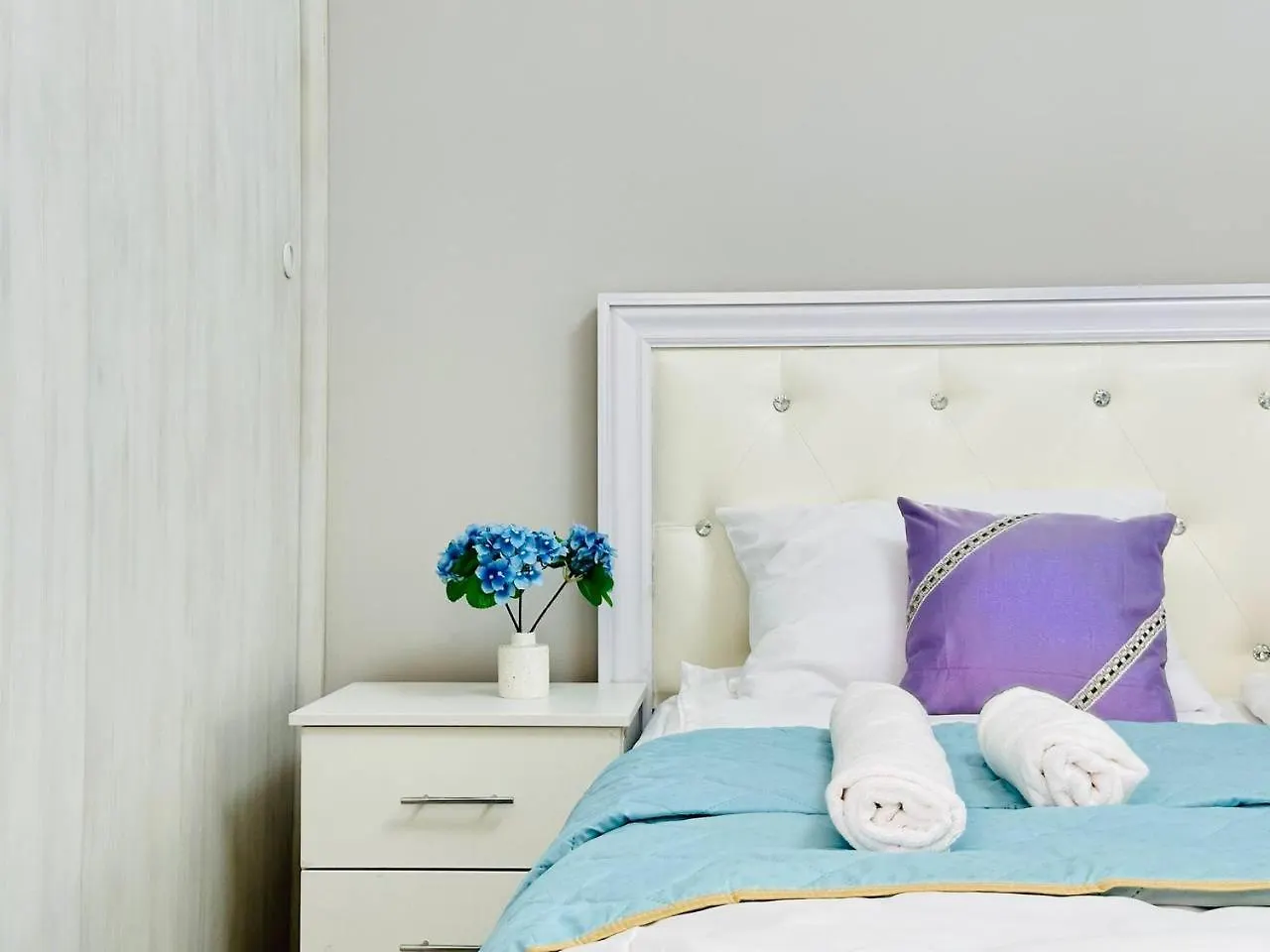 Ns Tau 3-Room Apartments Алматы 0*,  Казахстан