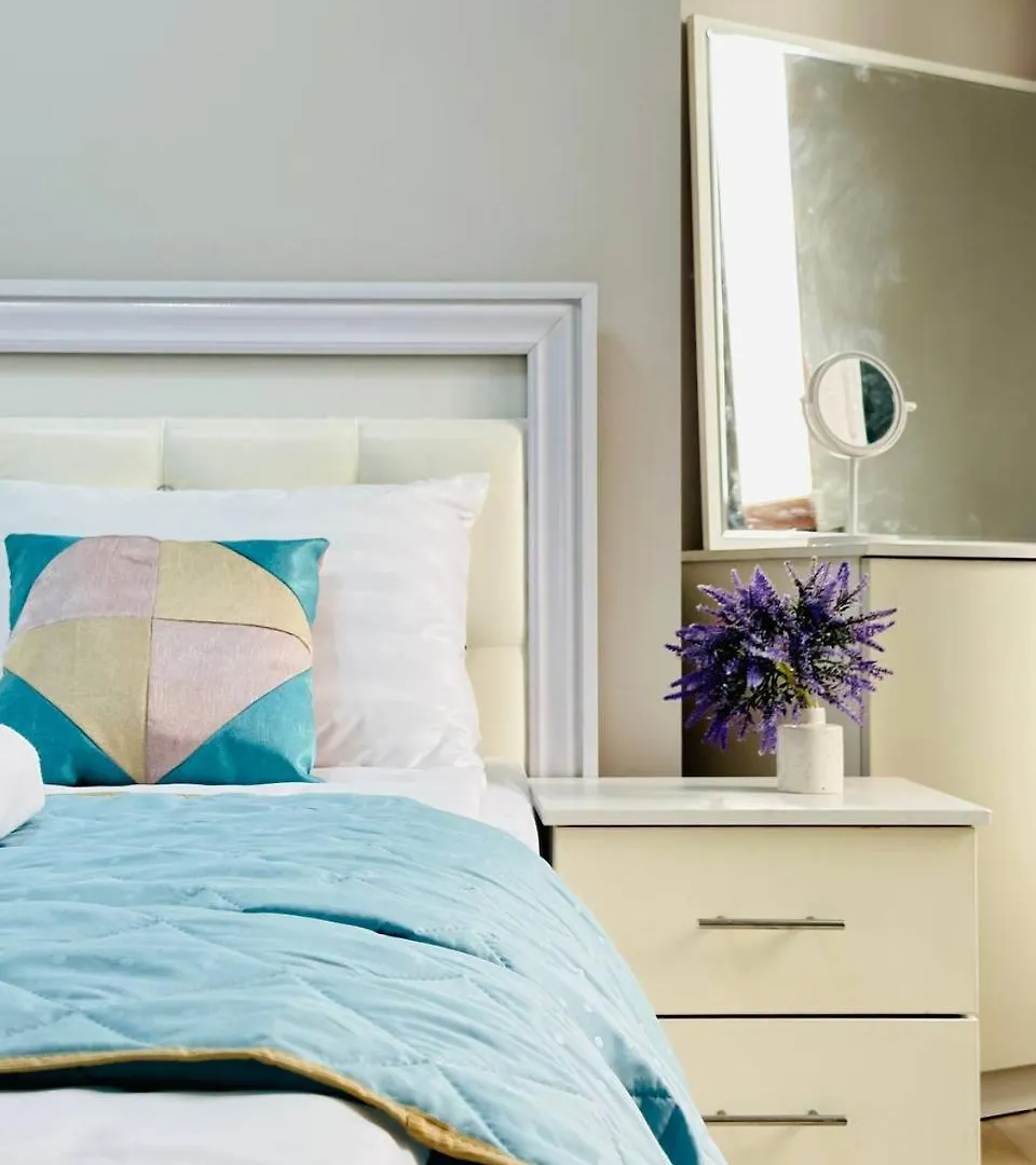 Ns Tau 3-Room Apartments Алматы