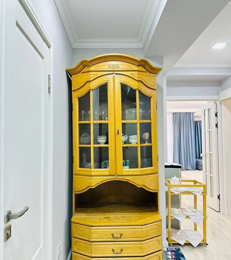 Ns Tau 3-Room Apartments Алматы
