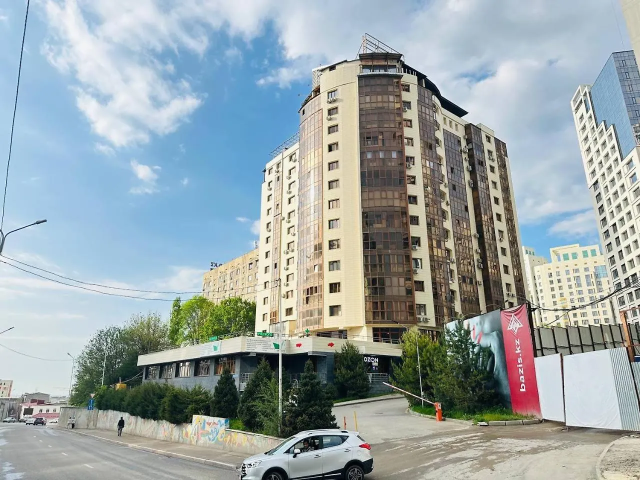 Ns Tau 3-Room Apartments Алматы