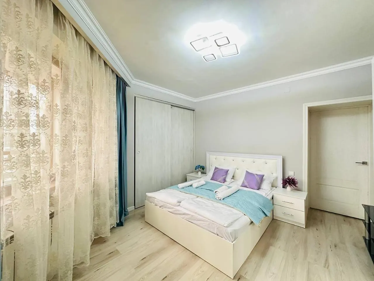 Ns Tau 3-Room Apartments Алматы 0*,