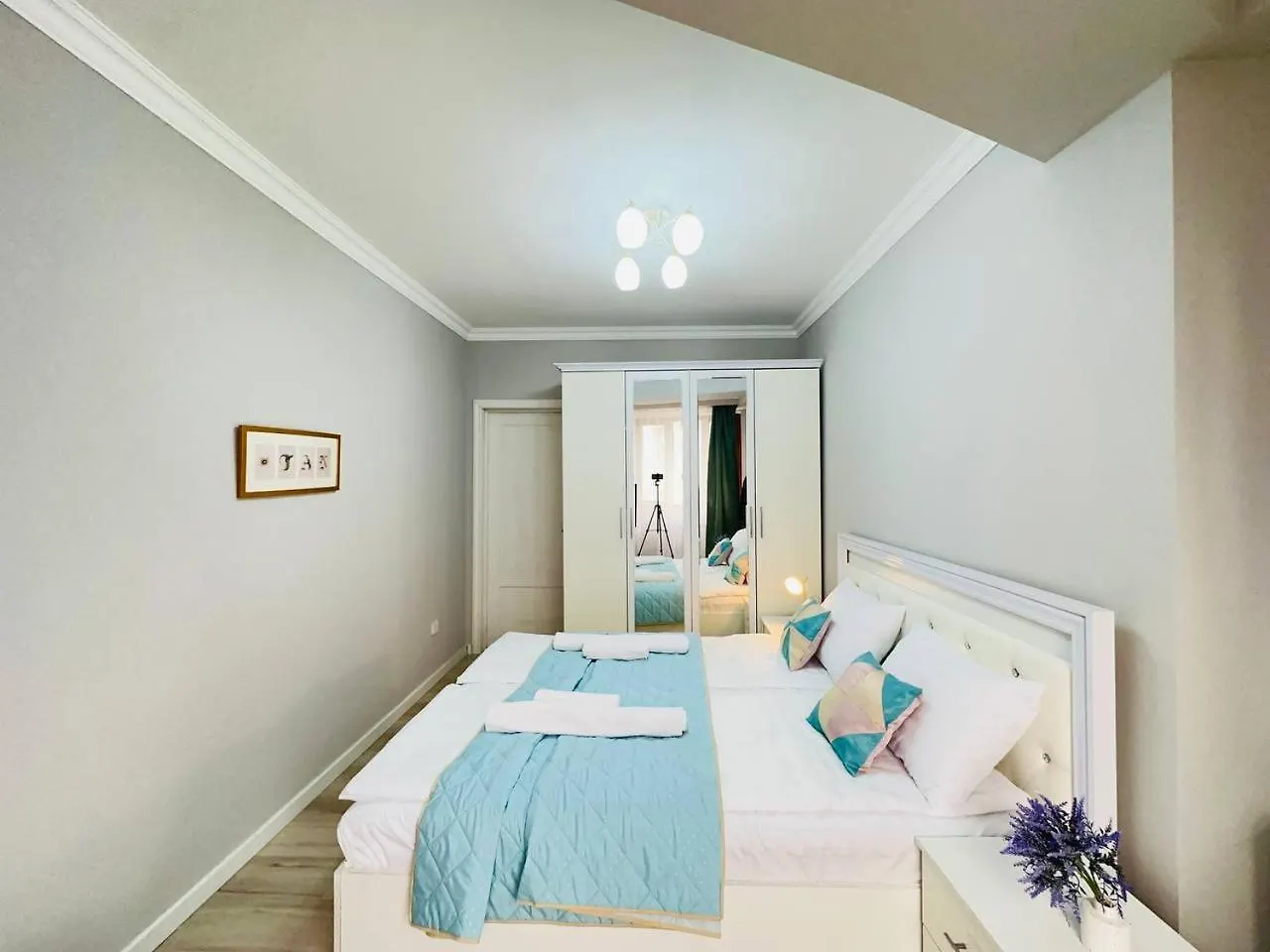 Ns Tau 3-Room Apartments Алматы