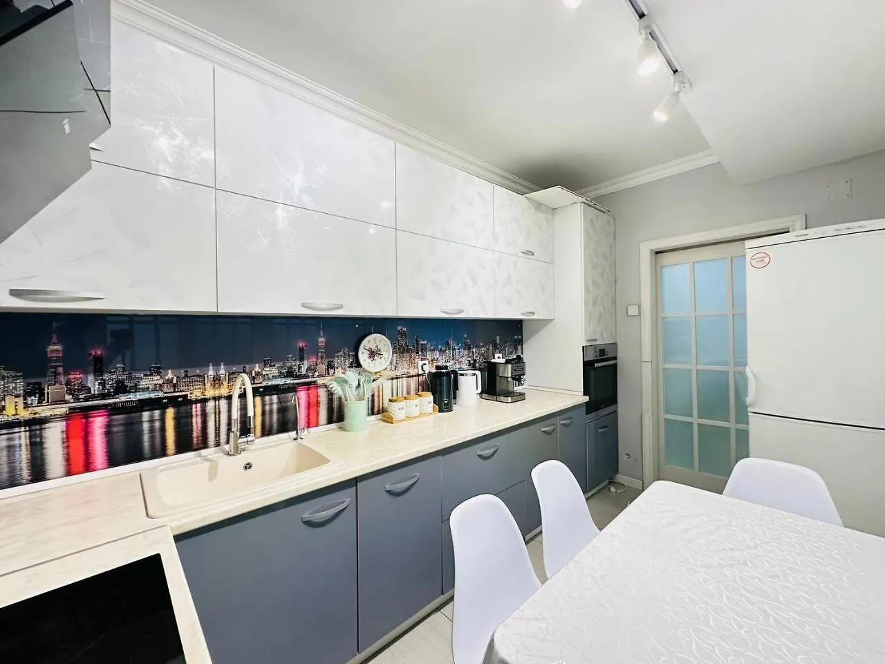 Ns Tau 3-Room Apartments Алматы